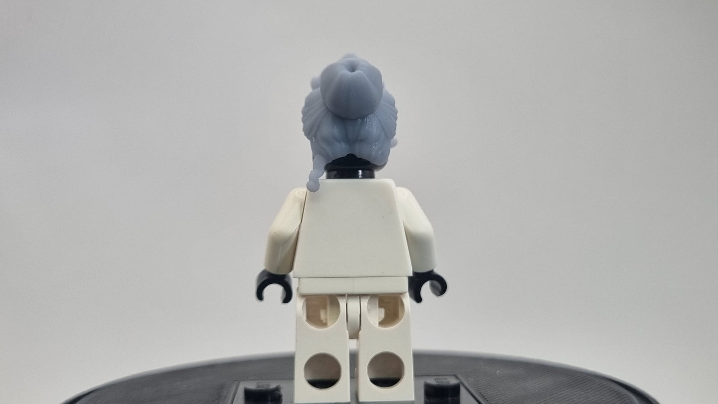 Custom 3D printed building toy princes with a love for frogs hairpiece!