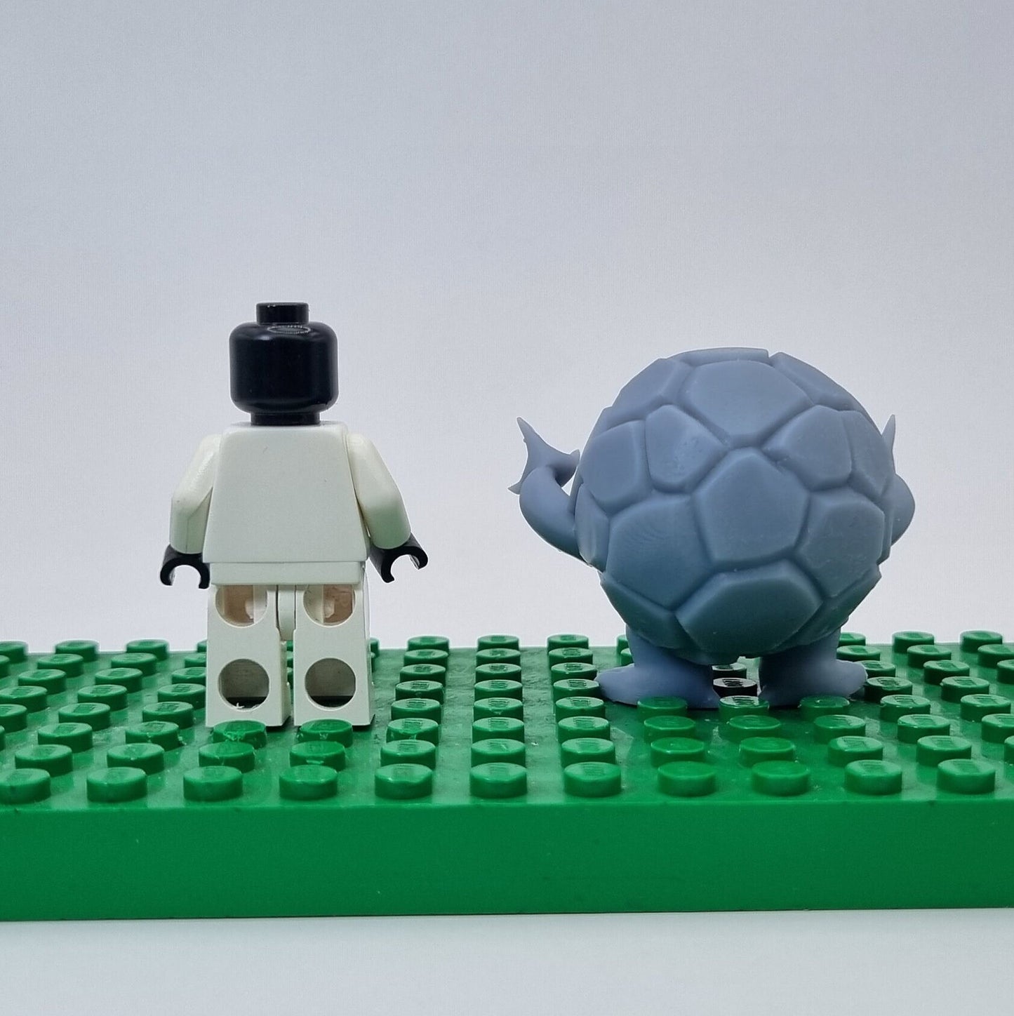 Building toy custom 3D printed animal to catch round rock!