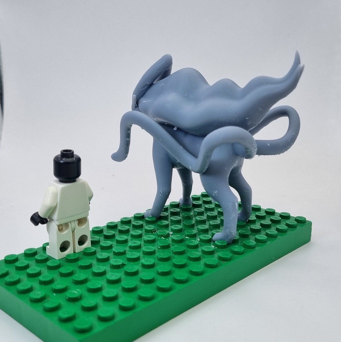 Building toy custom 3D printed animal to catch legdanry water dog
