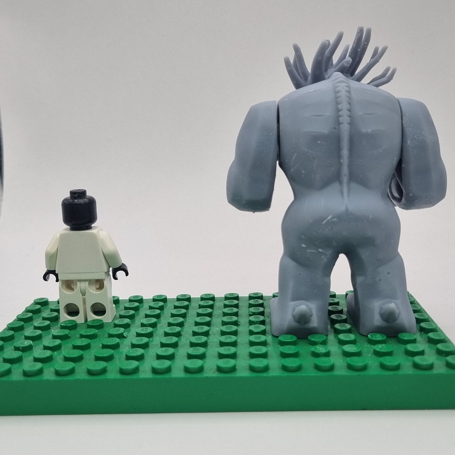 Custom 3D printed building toy super hero tree bigfig!