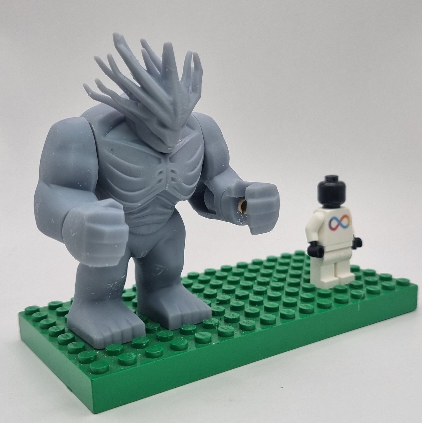 Custom 3D printed building toy super hero tree bigfig!