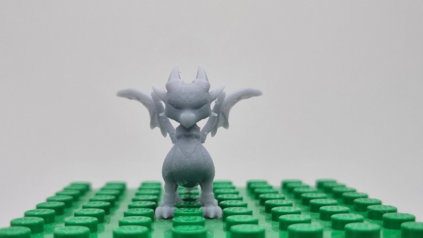 Building toy custom 3D printed female small dragon!