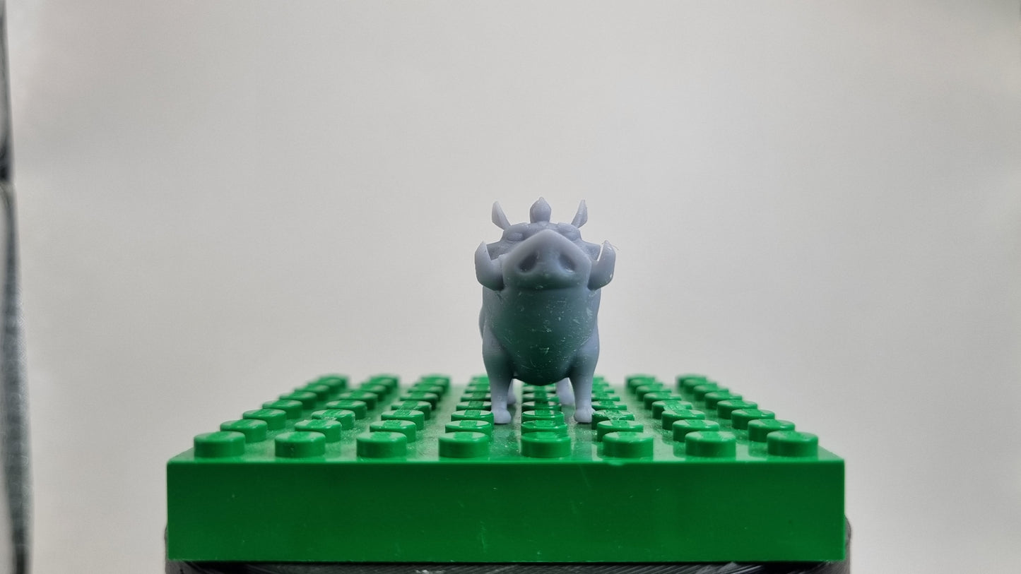 Building toy custom 3D printed pig that's a lions friend!