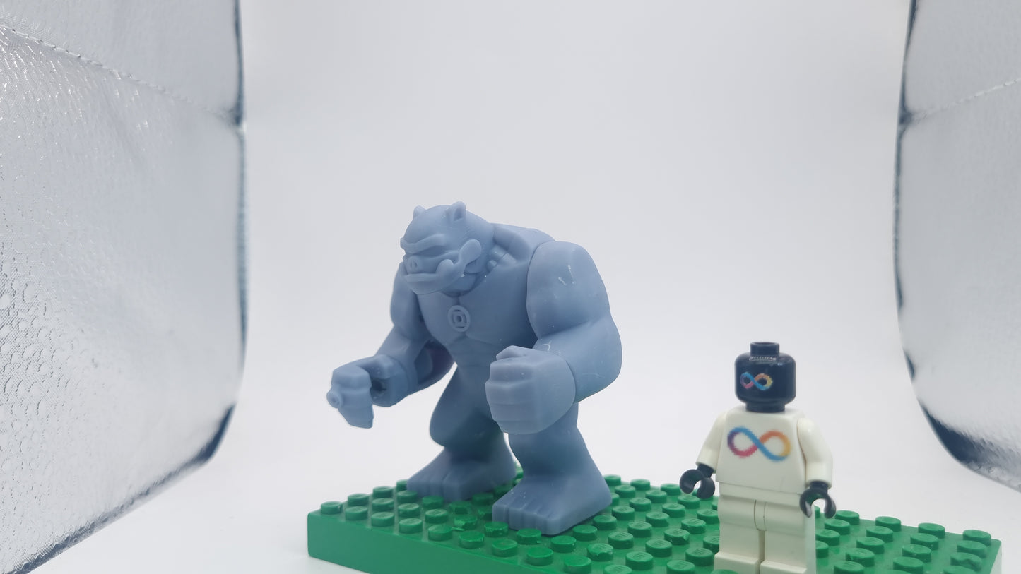 Building toy custom 3D printed super hero green ring wearing alien bigfig!