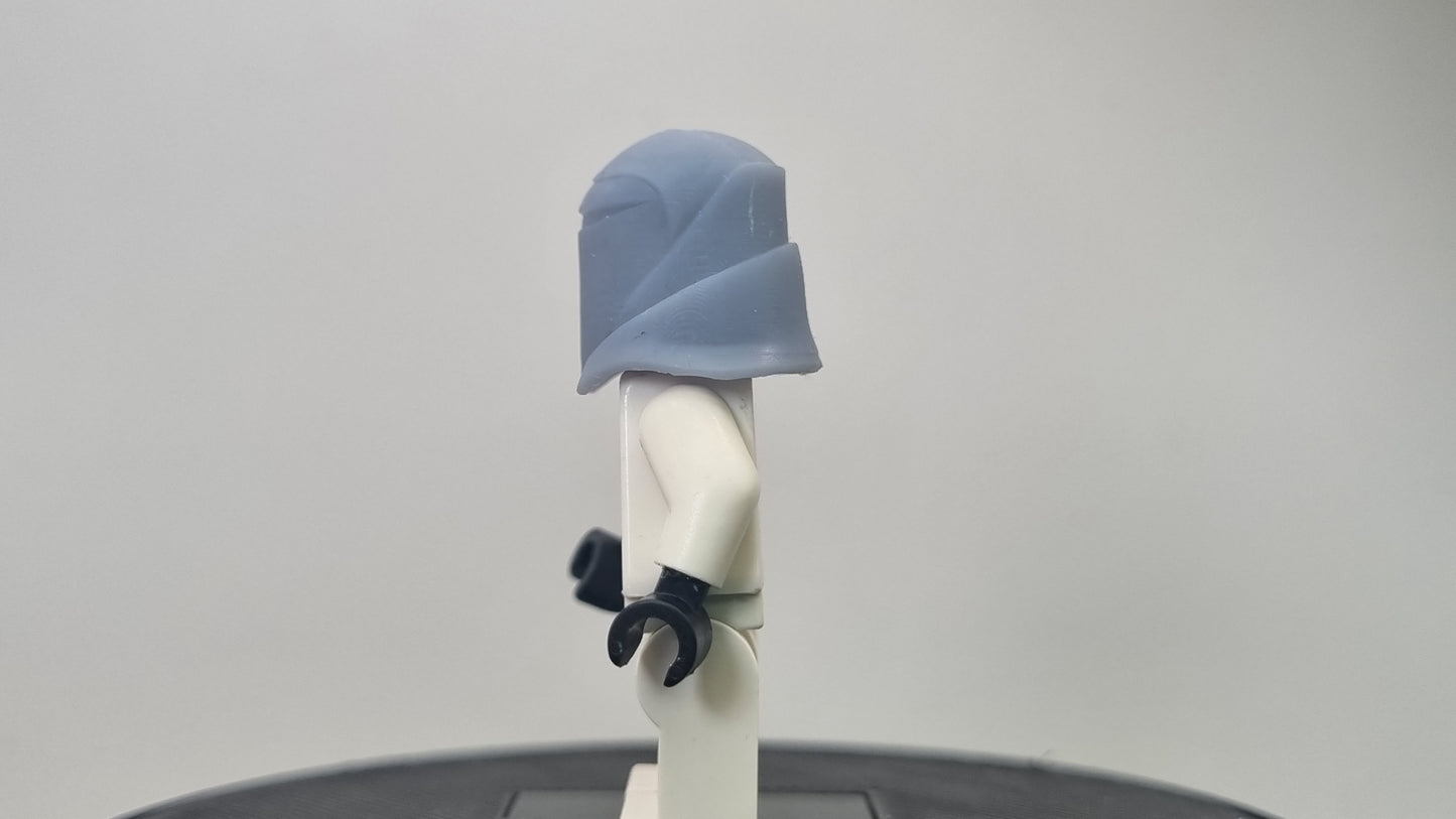 Building toy custom 3D printed galaxy wars sword wielding guardsman helmet!