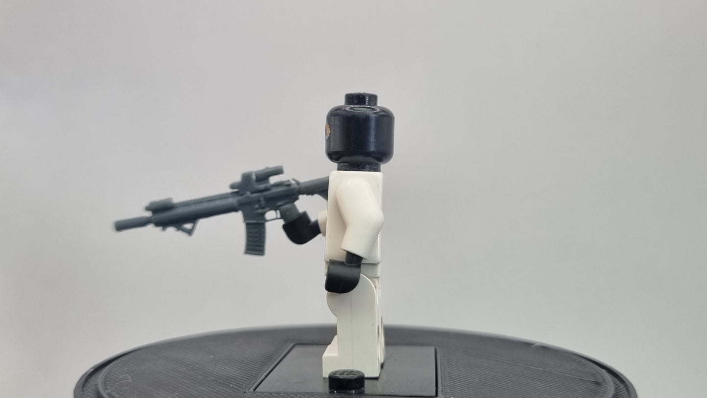 Building toy custom 3D printed long gun! Printed in 12k high resolution resin!