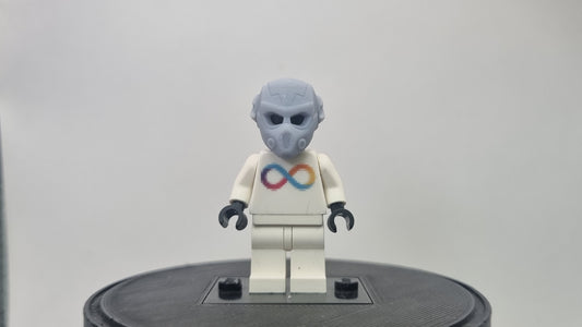 Building toy custom 3D printed super hero back wards fast runner mask!
