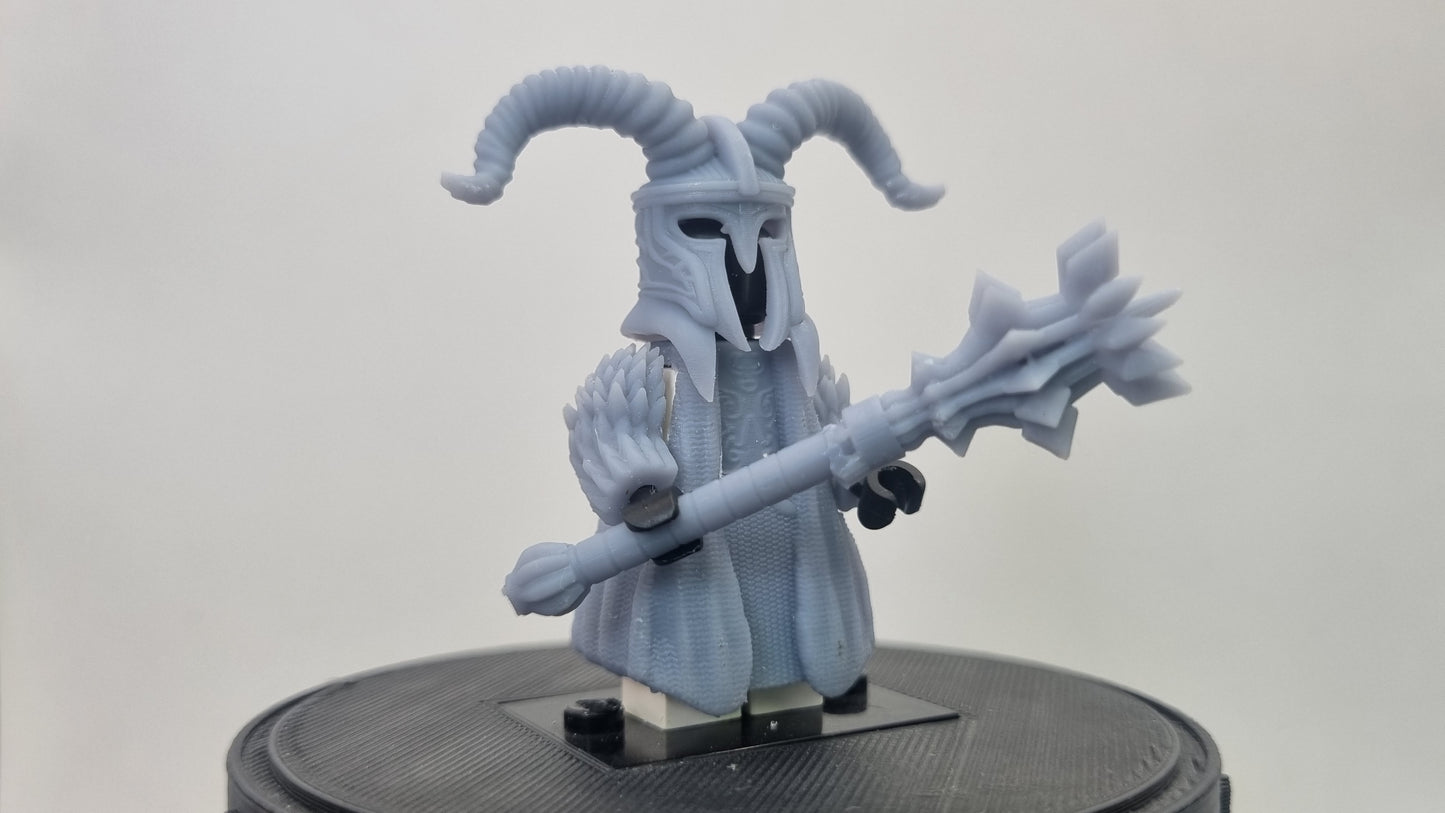 Building toy custom 3D printed evil lord survant with horns!