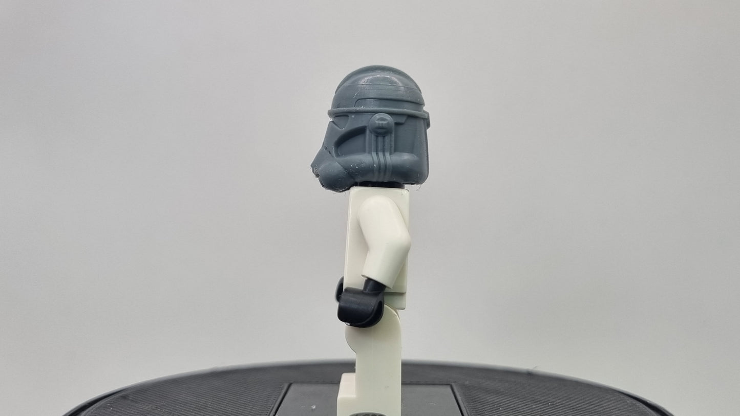 Building toy custom 3D printed v2 galaxy wars helmet printed in 12k! By clayman3d