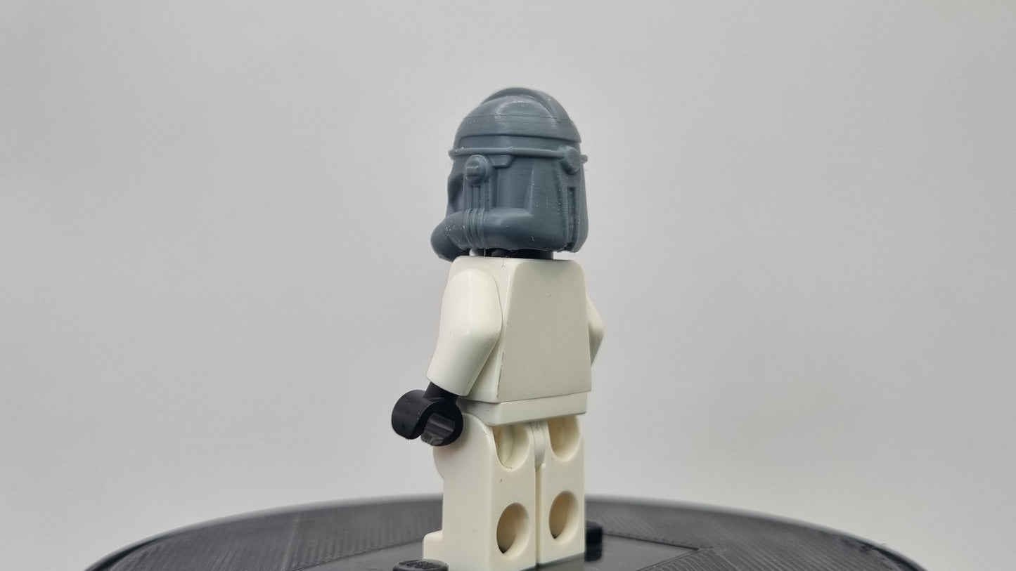 Building toy custom 3D printed v2 galaxy wars helmet printed in 12k! By clayman3d