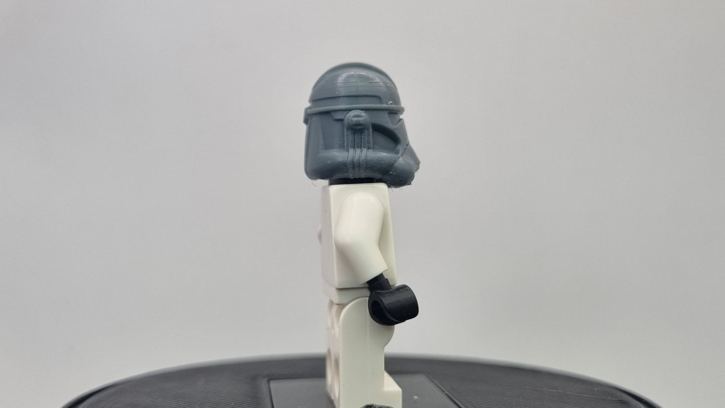 Building toy custom 3D printed v2 galaxy wars helmet printed in 12k! By clayman3d