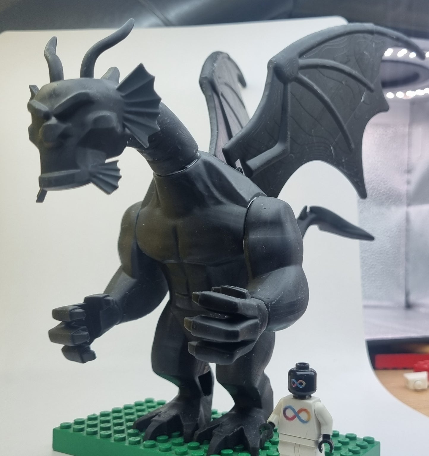 Building toy custom 3D printed huge green dragon!
