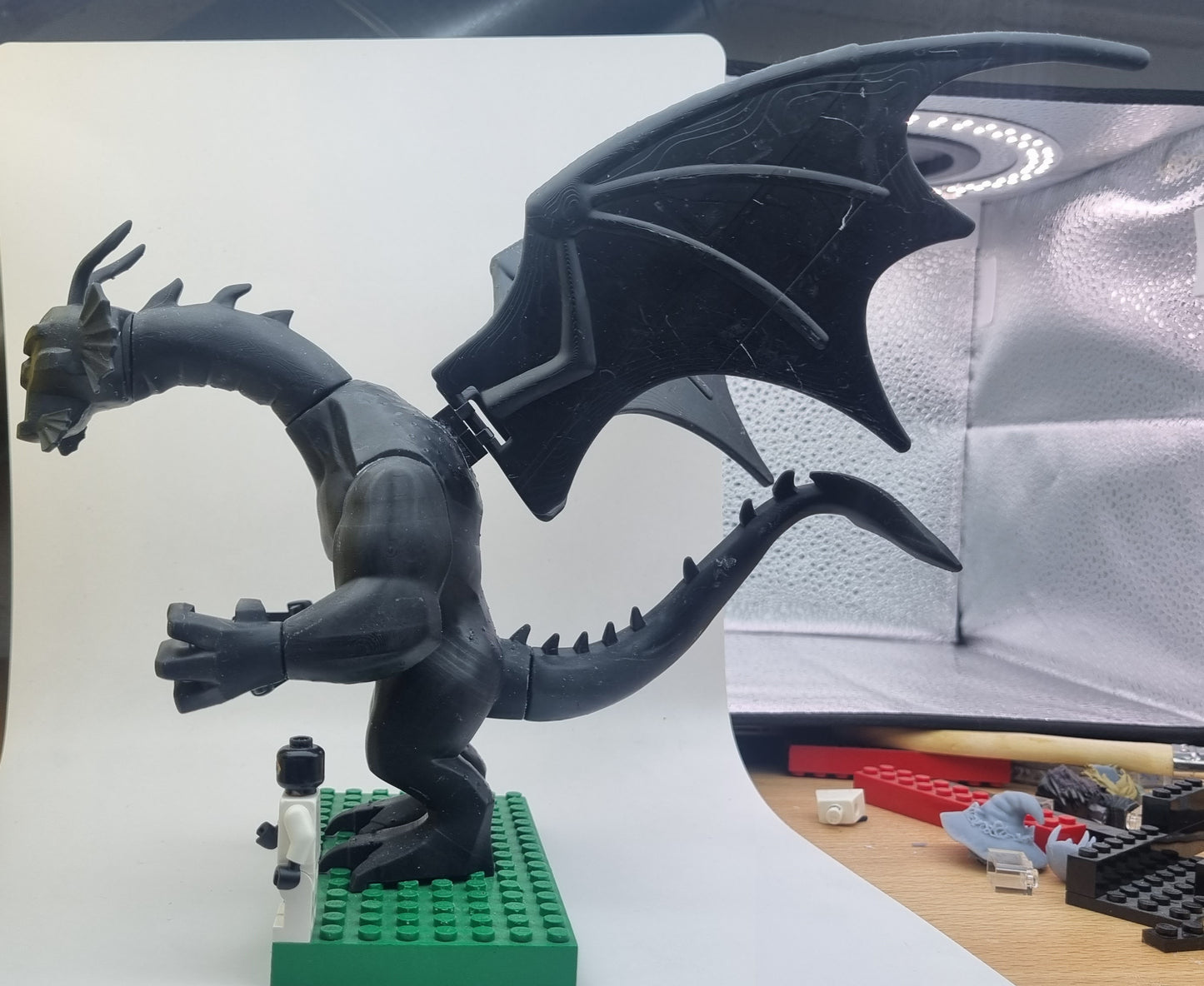 Building toy custom 3D printed huge green dragon!
