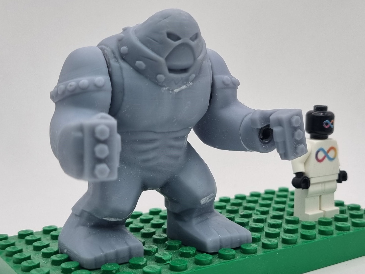 Building toy custom 3D printed super hero big red rampaging guy!