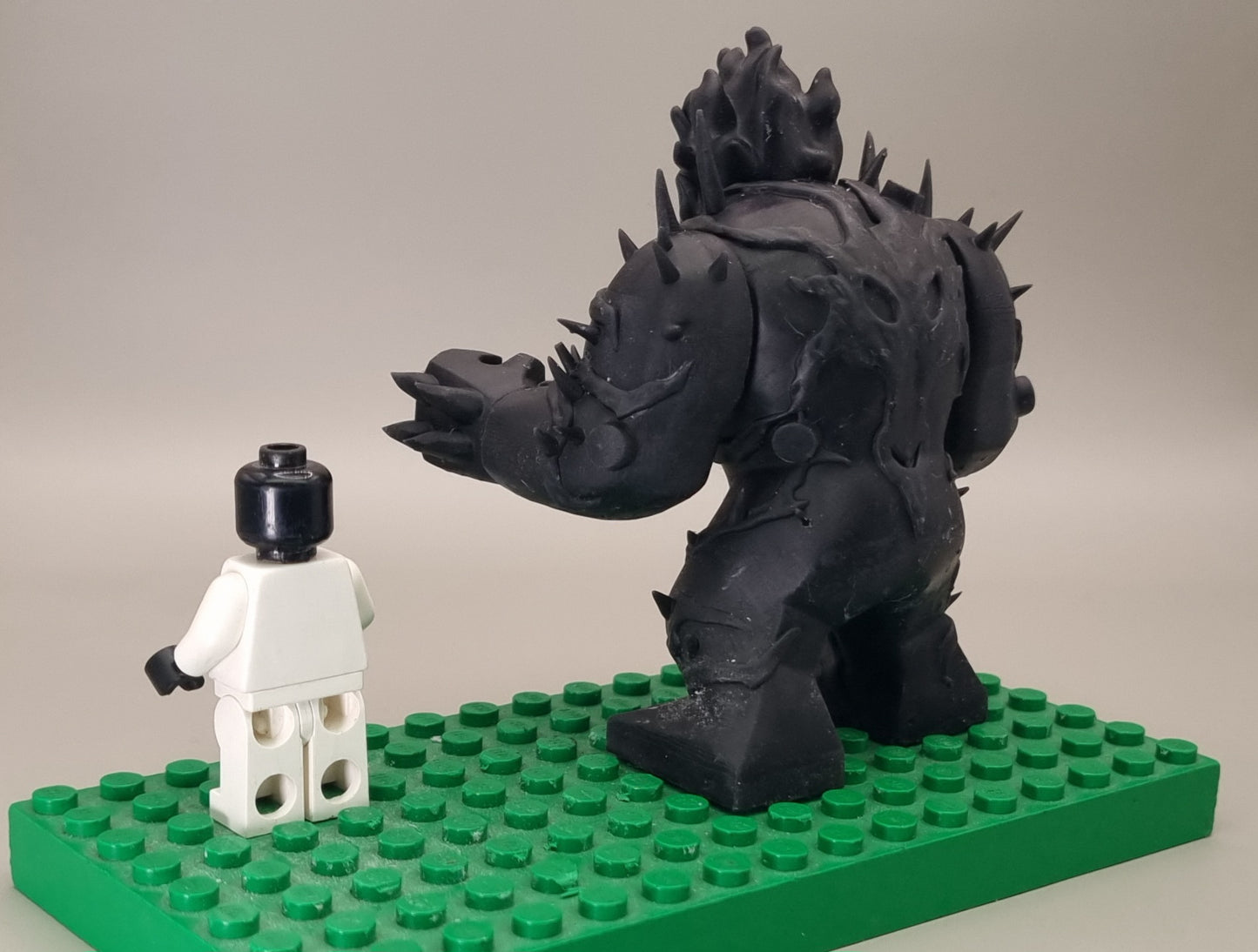 Building toy custom 3D printed super hero flaming head bigfig!