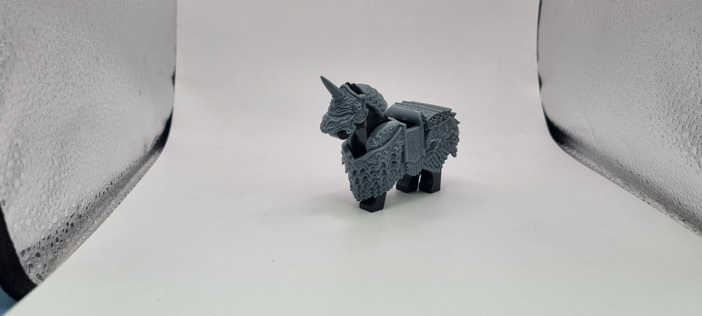 Building toy custom 3D printed lord of the three defender with horse!