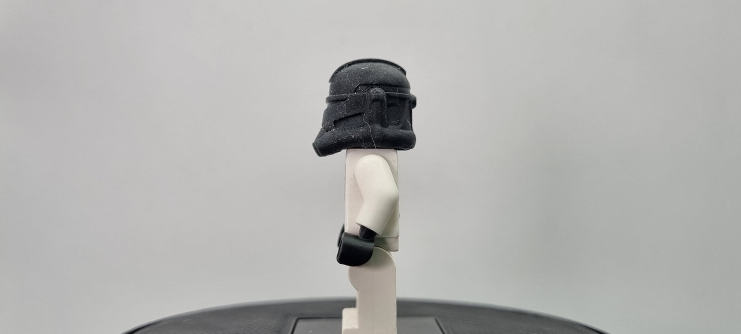 Building toy custom 3D printed galaxy wars second phase helmet!