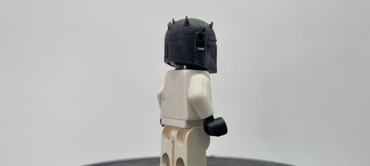 Building toy custom 3D printed galaxy wars fighting buckets spikey helmet!