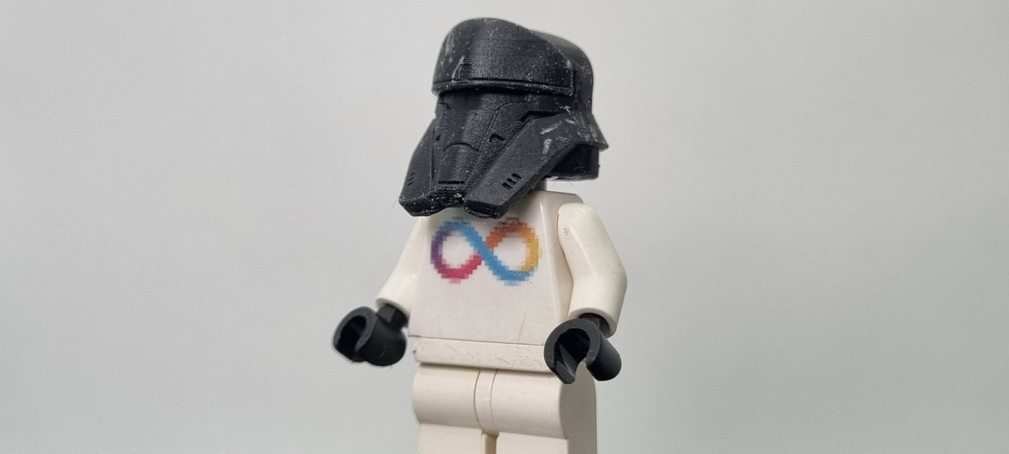 Building toy custom 3D printed galaxy wars tank driver helmet!