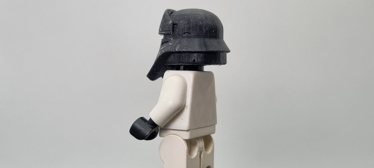 Building toy custom 3D printed galaxy wars tank driver helmet!
