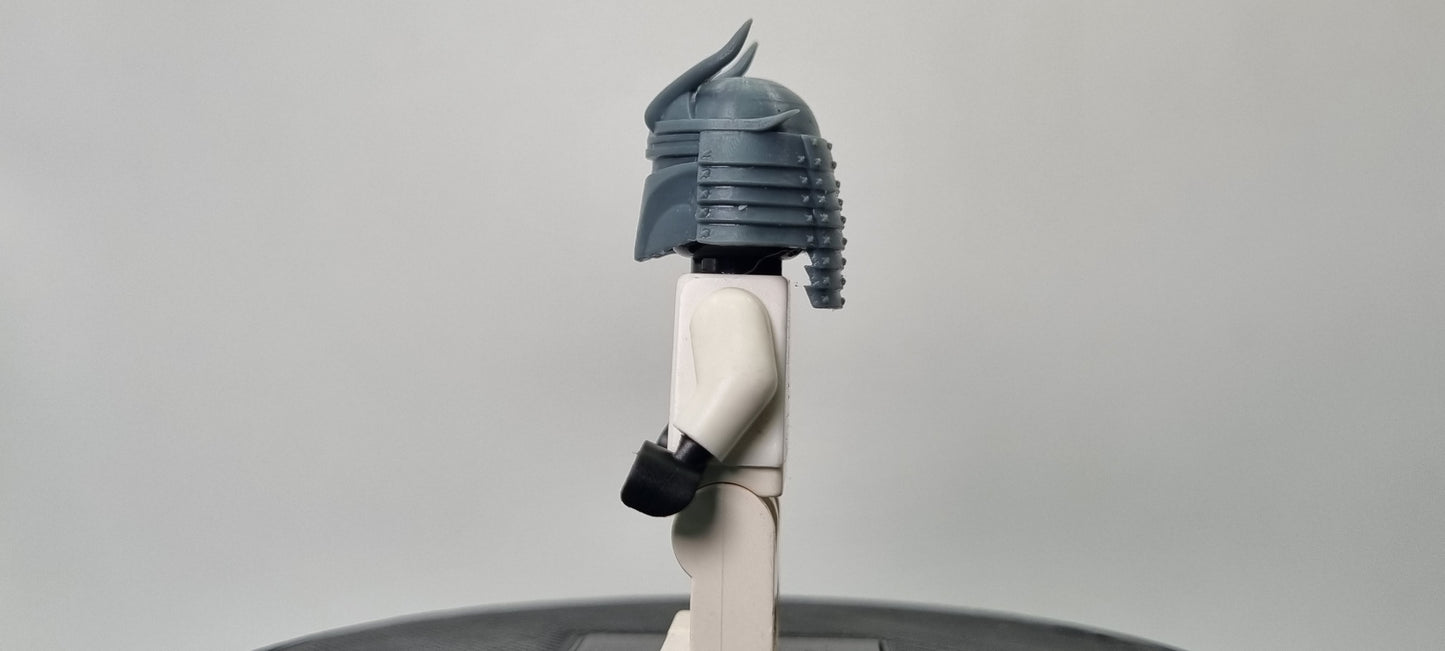 Building toy custom 3D printed galaxy wars samurai bucket helmet! Printed in high resolution 12k!