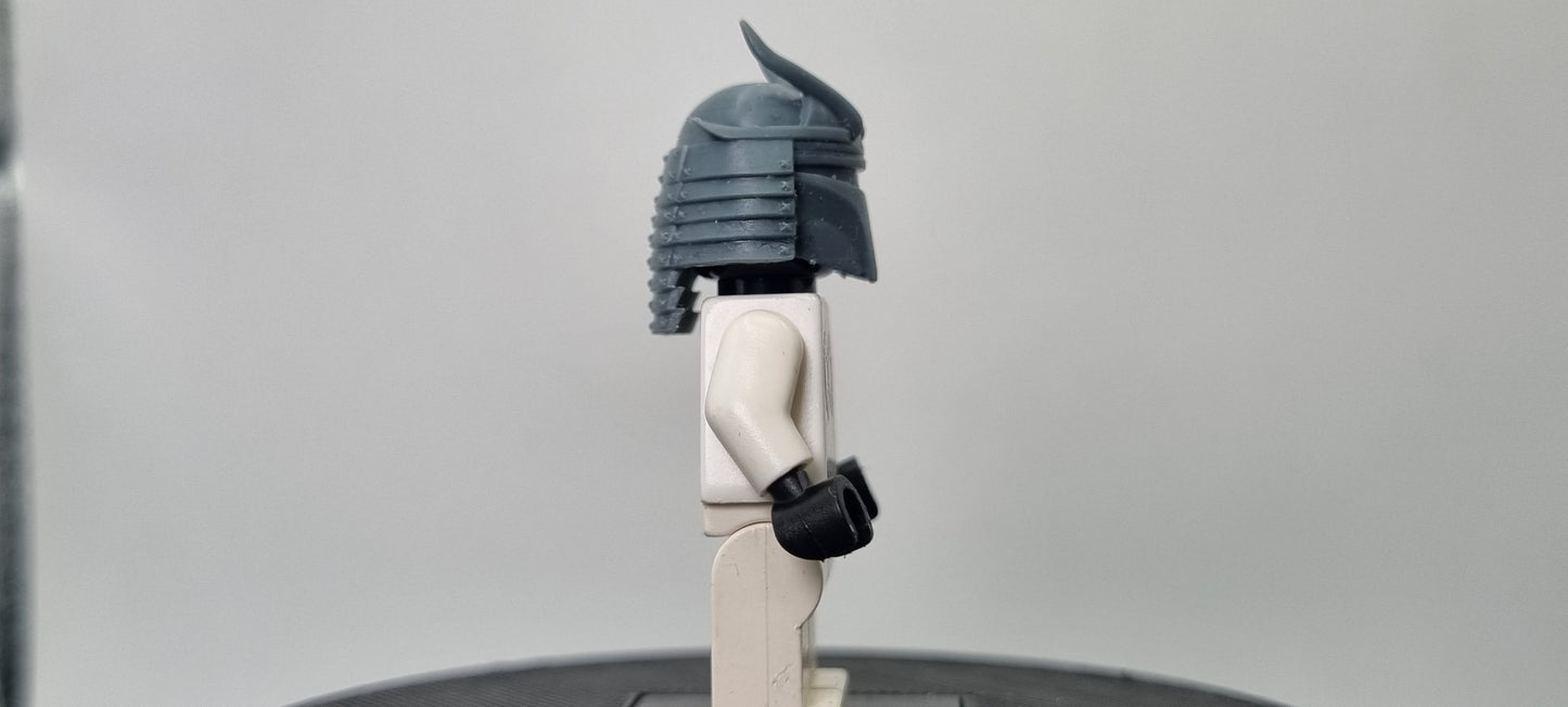 Building toy custom 3D printed galaxy wars samurai bucket helmet! Printed in high resolution 12k!