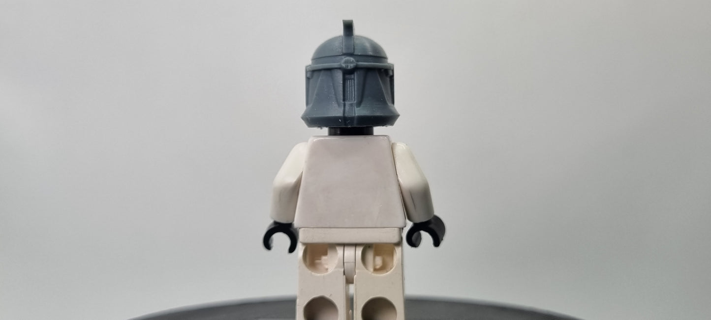 Building toy custom 3D printed galaxy wars first phase helmet!