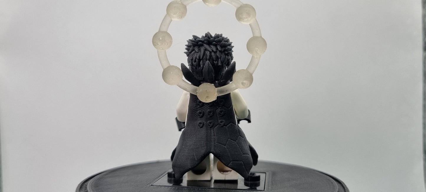 Building toy custom 3D printed ninja with rings behind him!