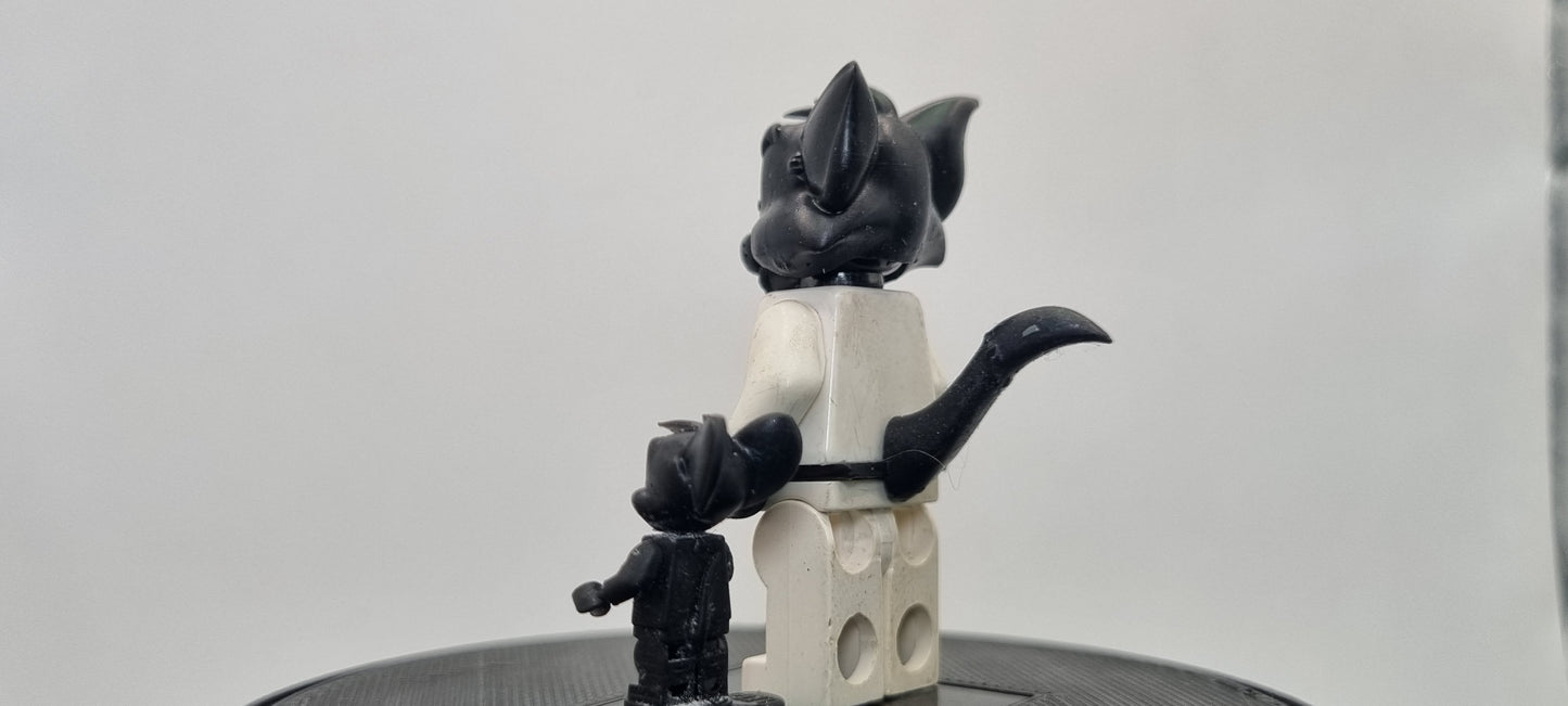 Building toy custom 3D printed cat and mouse set!