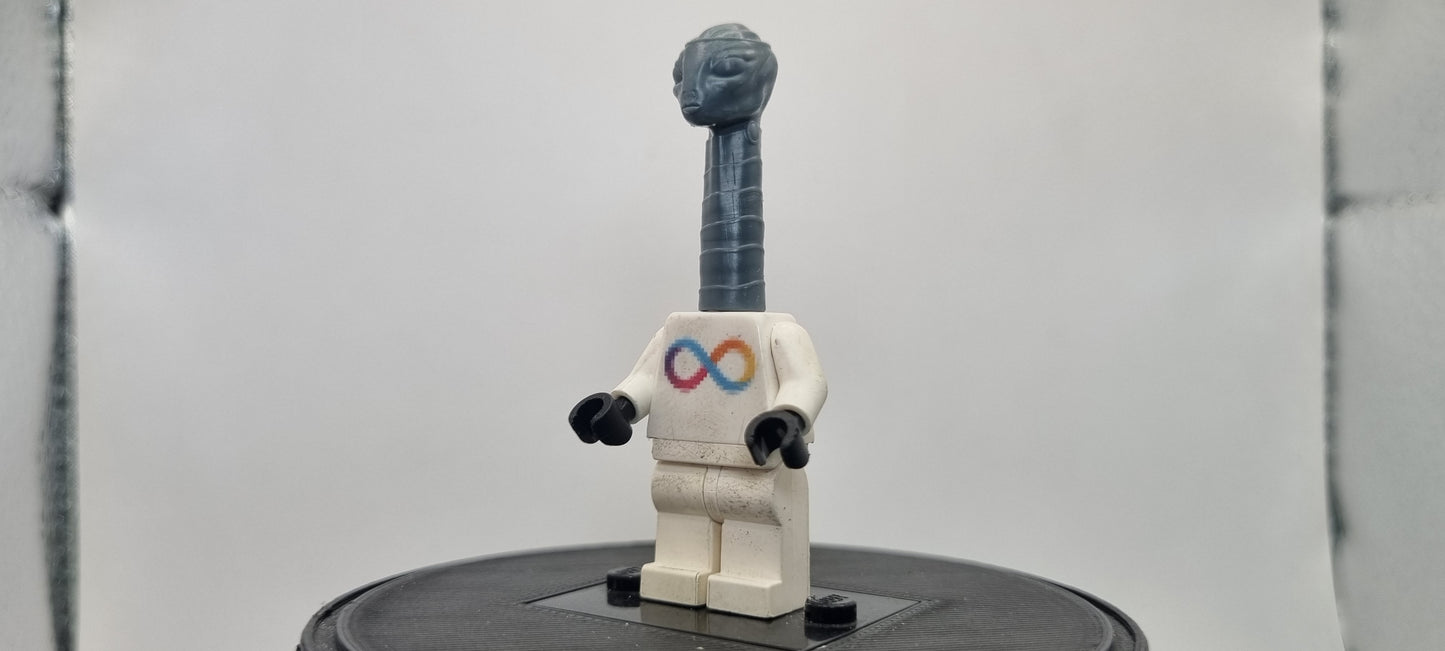 Building toy custom 3D printed galaxy wars long neck alien pack!