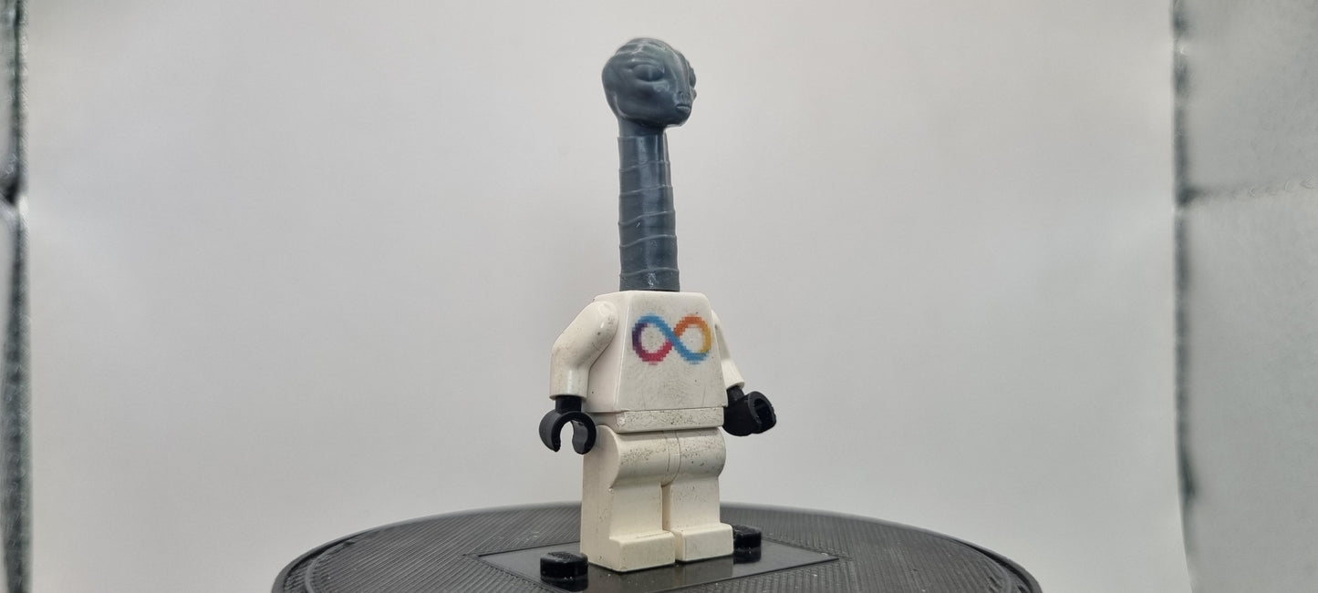 Building toy custom 3D printed galaxy wars long neck alien pack!