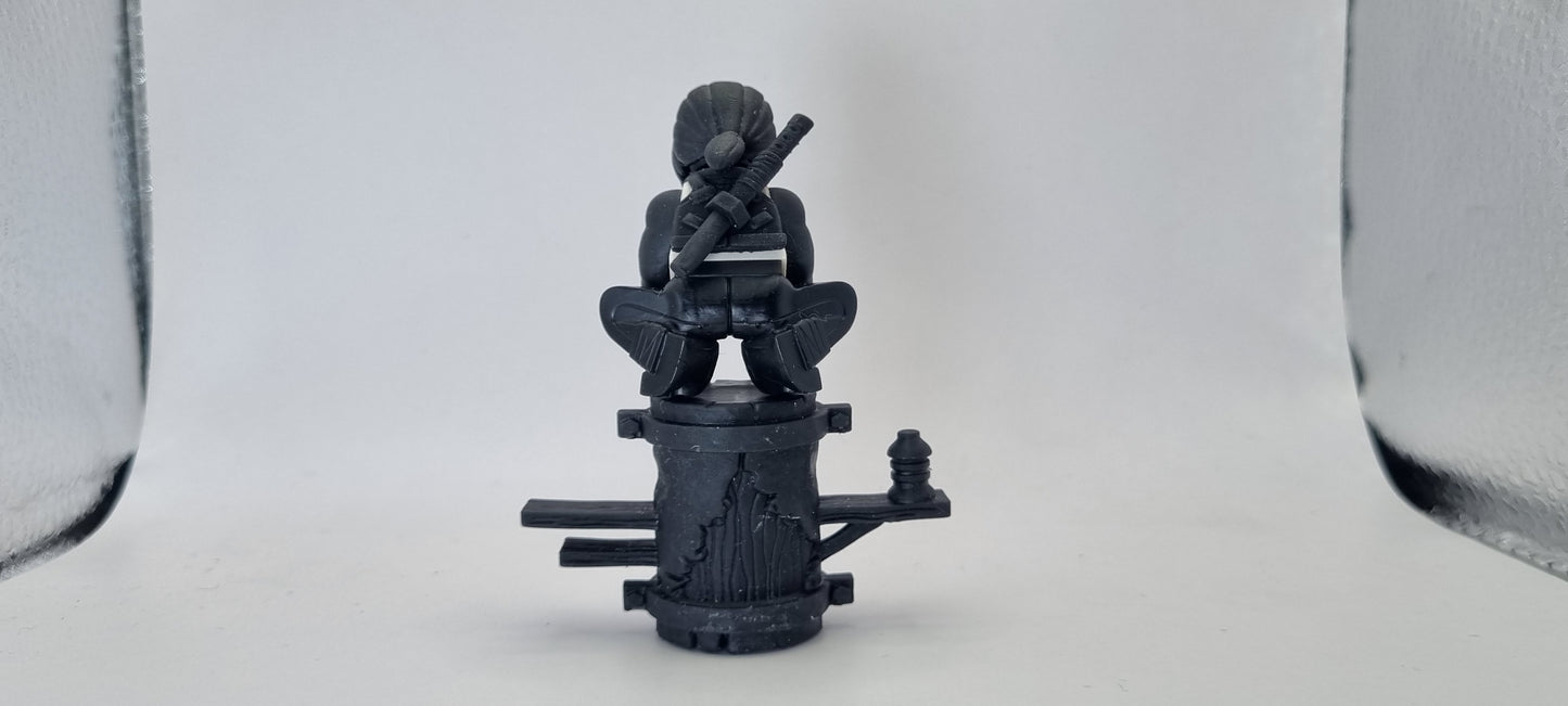 Building toy custom 3D printed ninja on pole