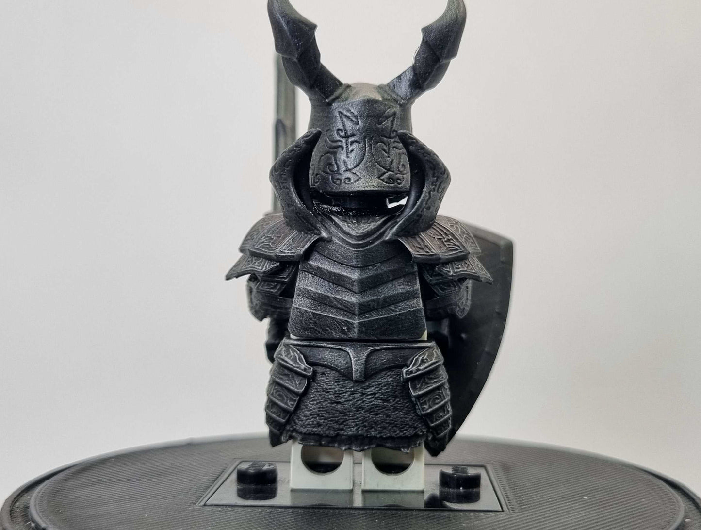Building toy custom 3D printed fighter of the dark warrior painted!