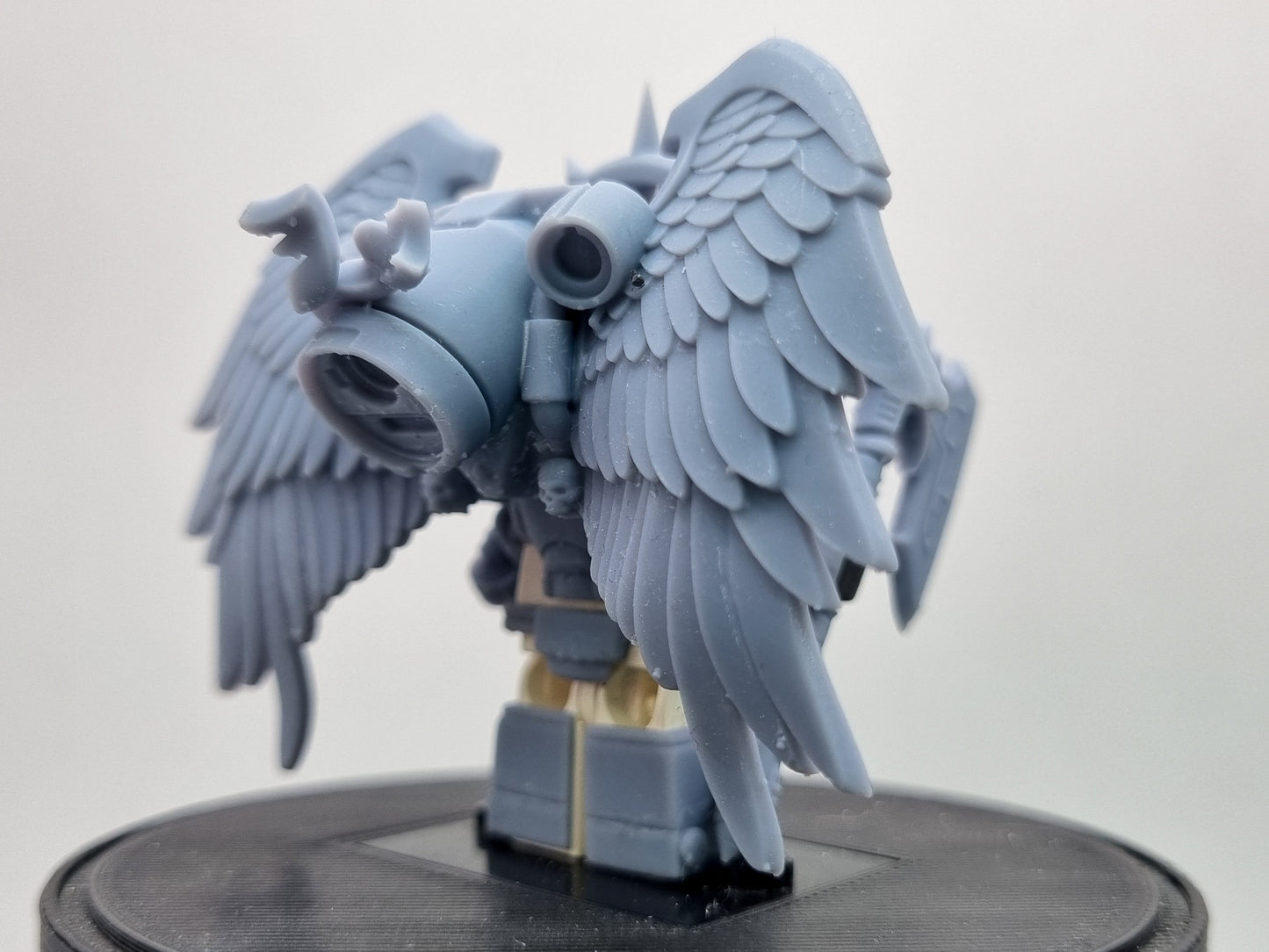 Building toy custom 3D printed golder galactic marine