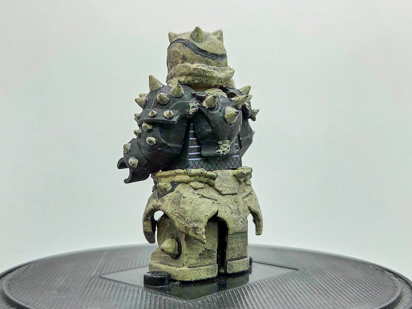 Custom 3D printed the one who hunts monsters bone armor!