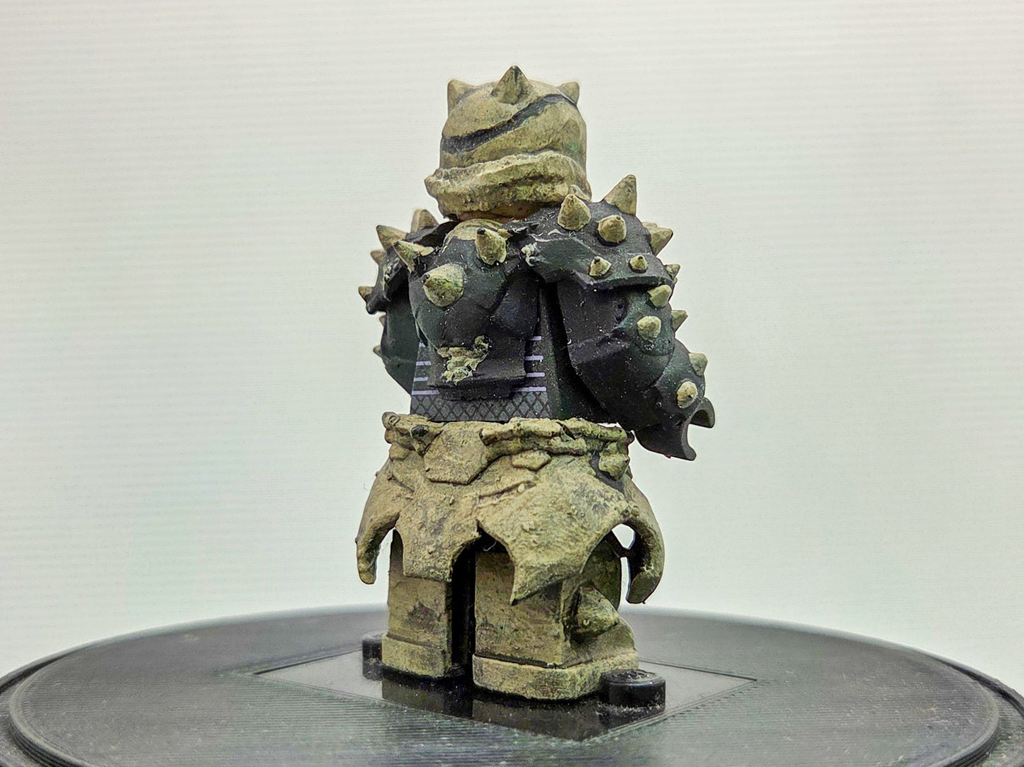 Custom 3D printed the one who hunts monsters bone armor!