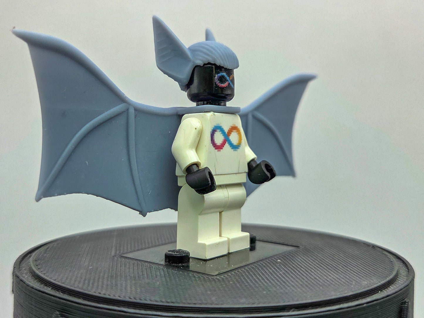 Custom 3D printed flying bad thing with wings!