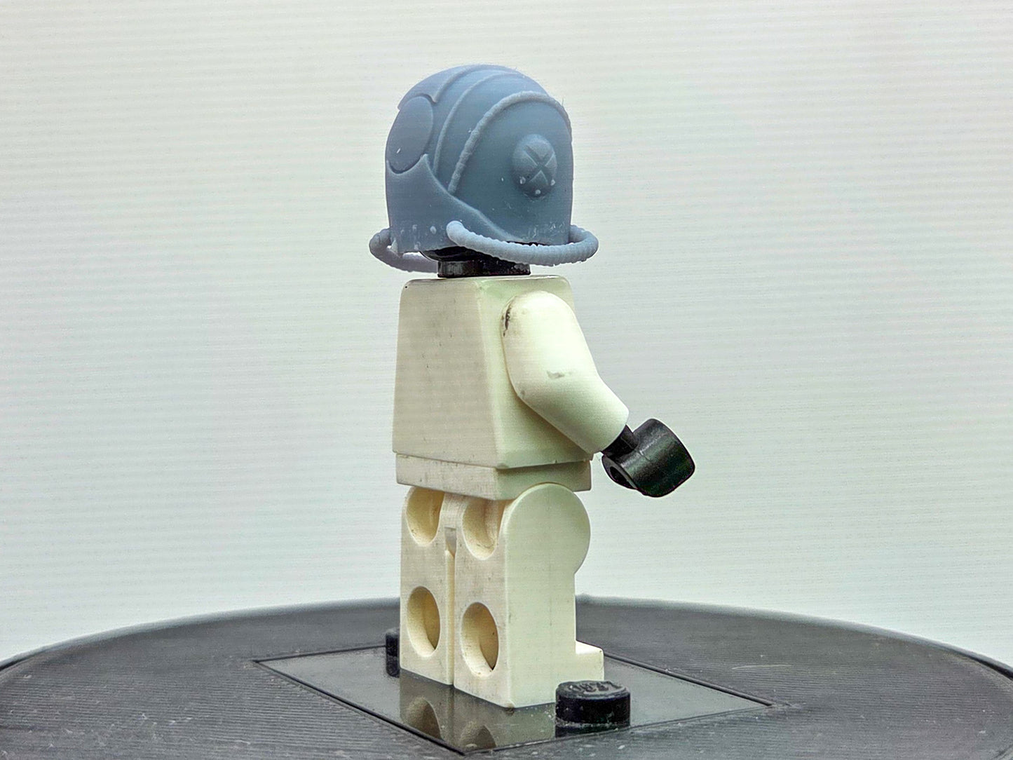 Custom 3D printed classic 90s style all seeing helmet!