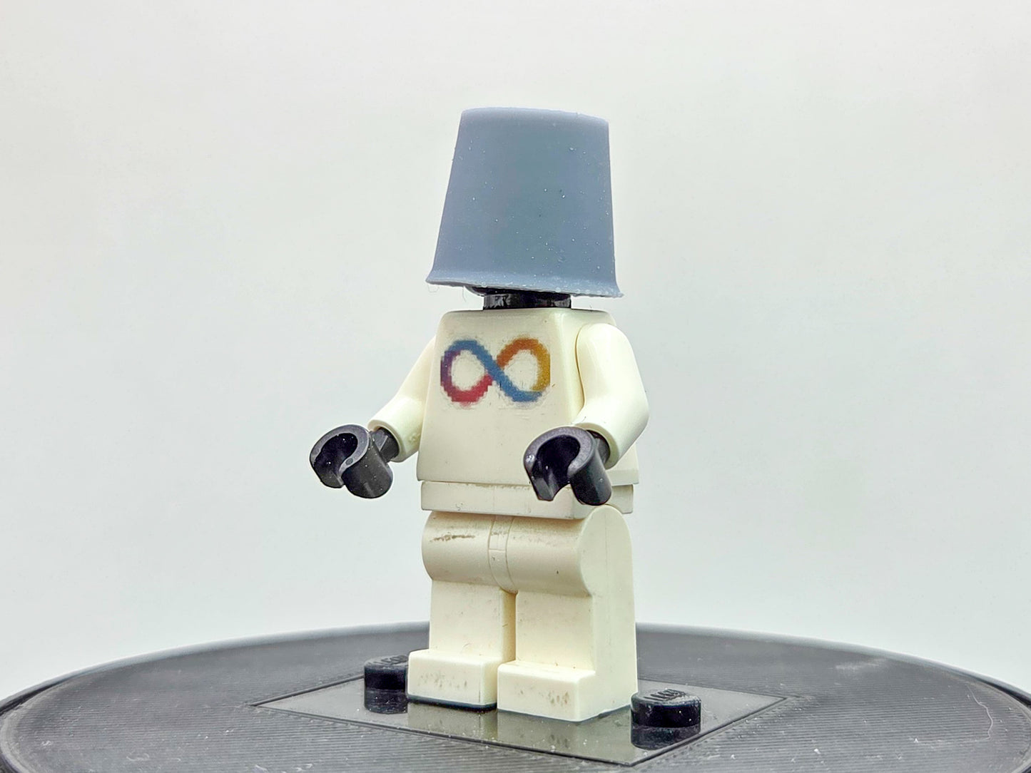 Custom 3D printed bucket helmet mage!