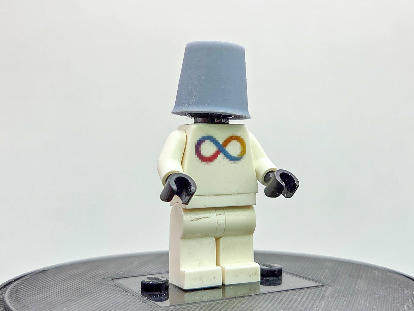 Custom 3D printed bucket helmet mage!