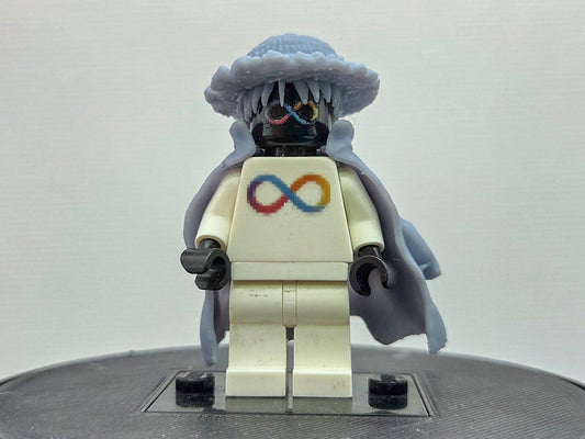 Custom 3D printed rubber pirate captian ready to fight!