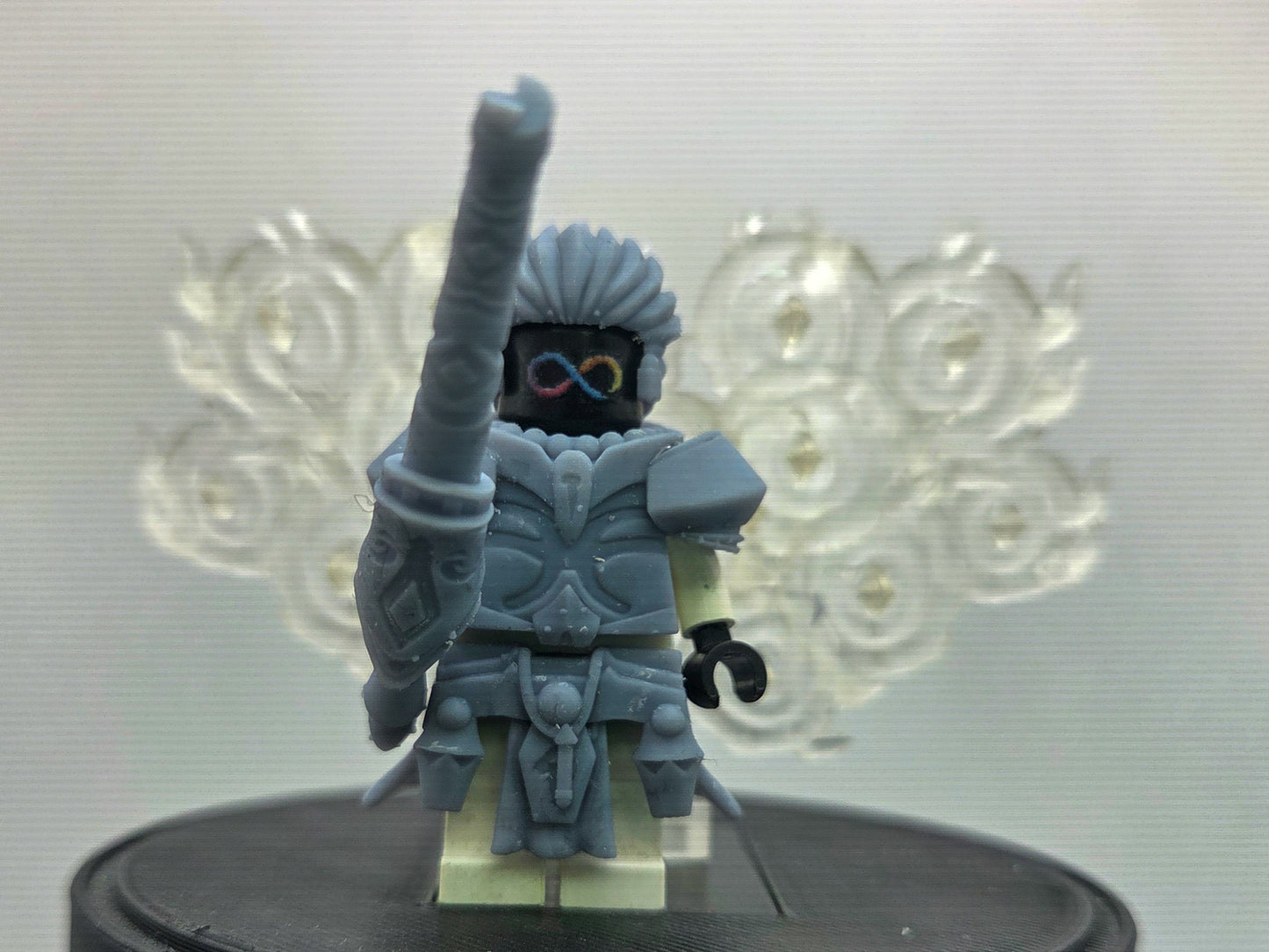 Custom 3D printed the one in golden armor!