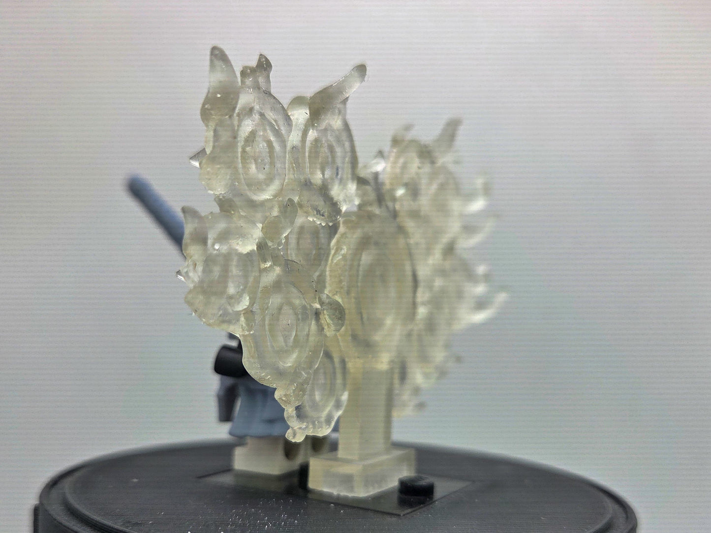 Custom 3D printed the one in golden armor!