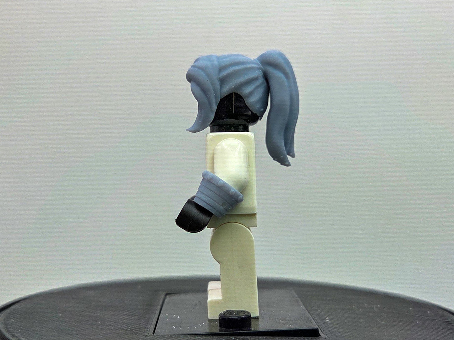 Custom 3D printed female red ring wearer!