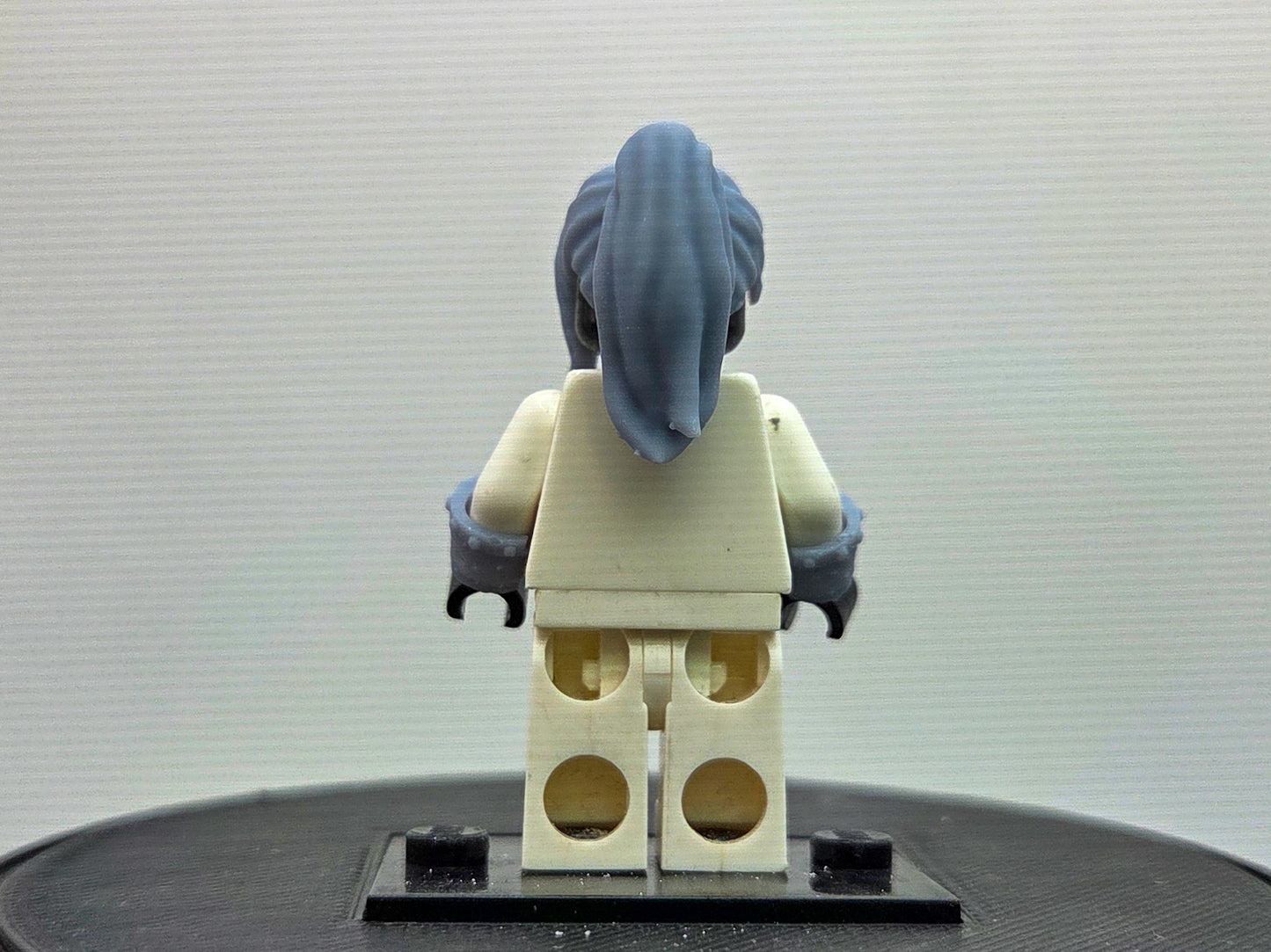 Custom 3D printed female red ring wearer!
