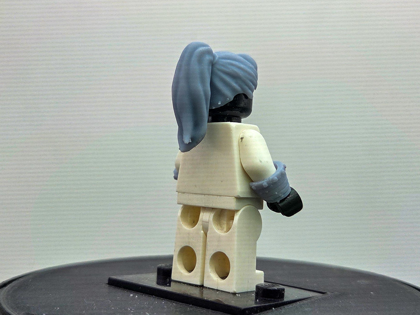 Custom 3D printed female red ring wearer!