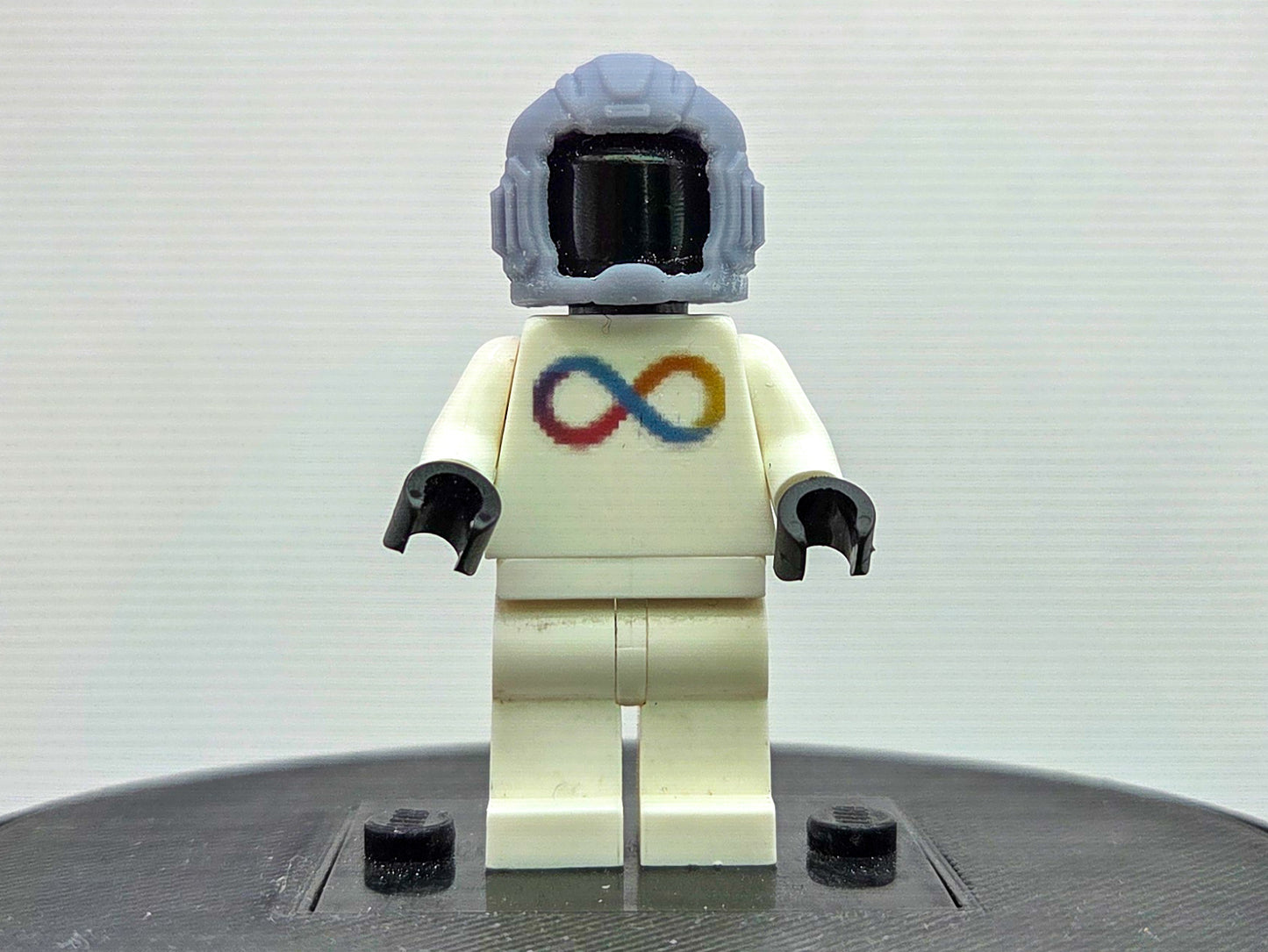 Custom 3D printed the one that likes to travel through time