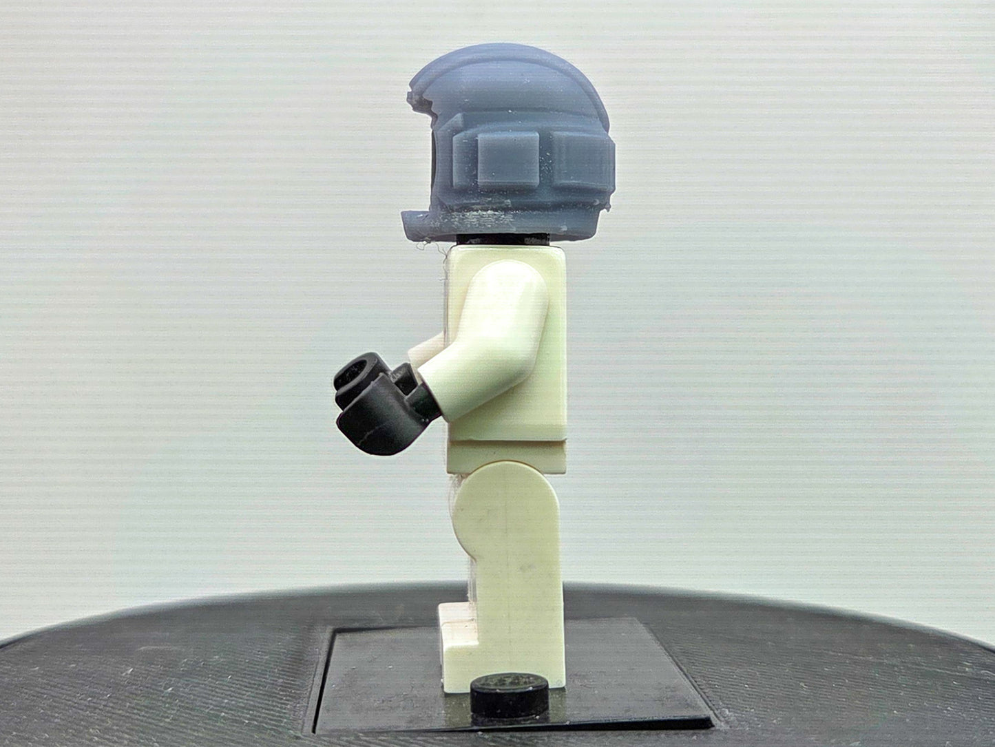 Custom 3D printed the one that likes to travel through time