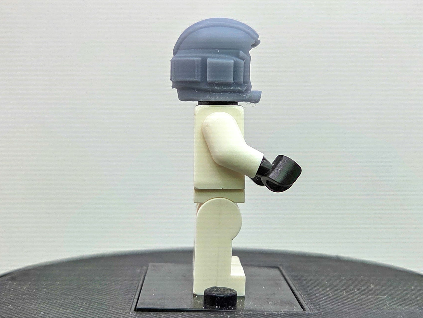 Custom 3D printed the one that likes to travel through time