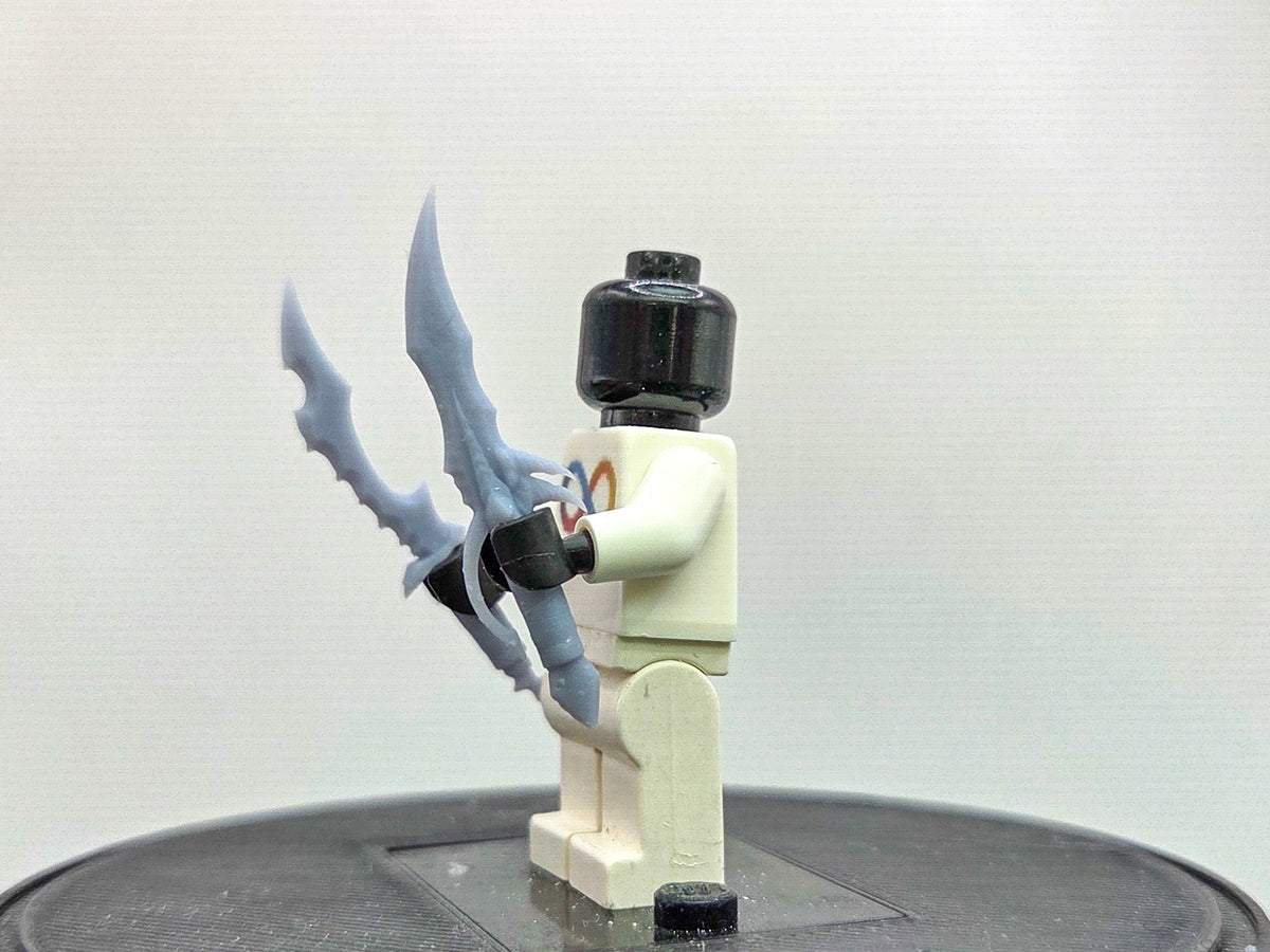 Building toy custom 3D printed the gamer one who controls shadows daggers v2